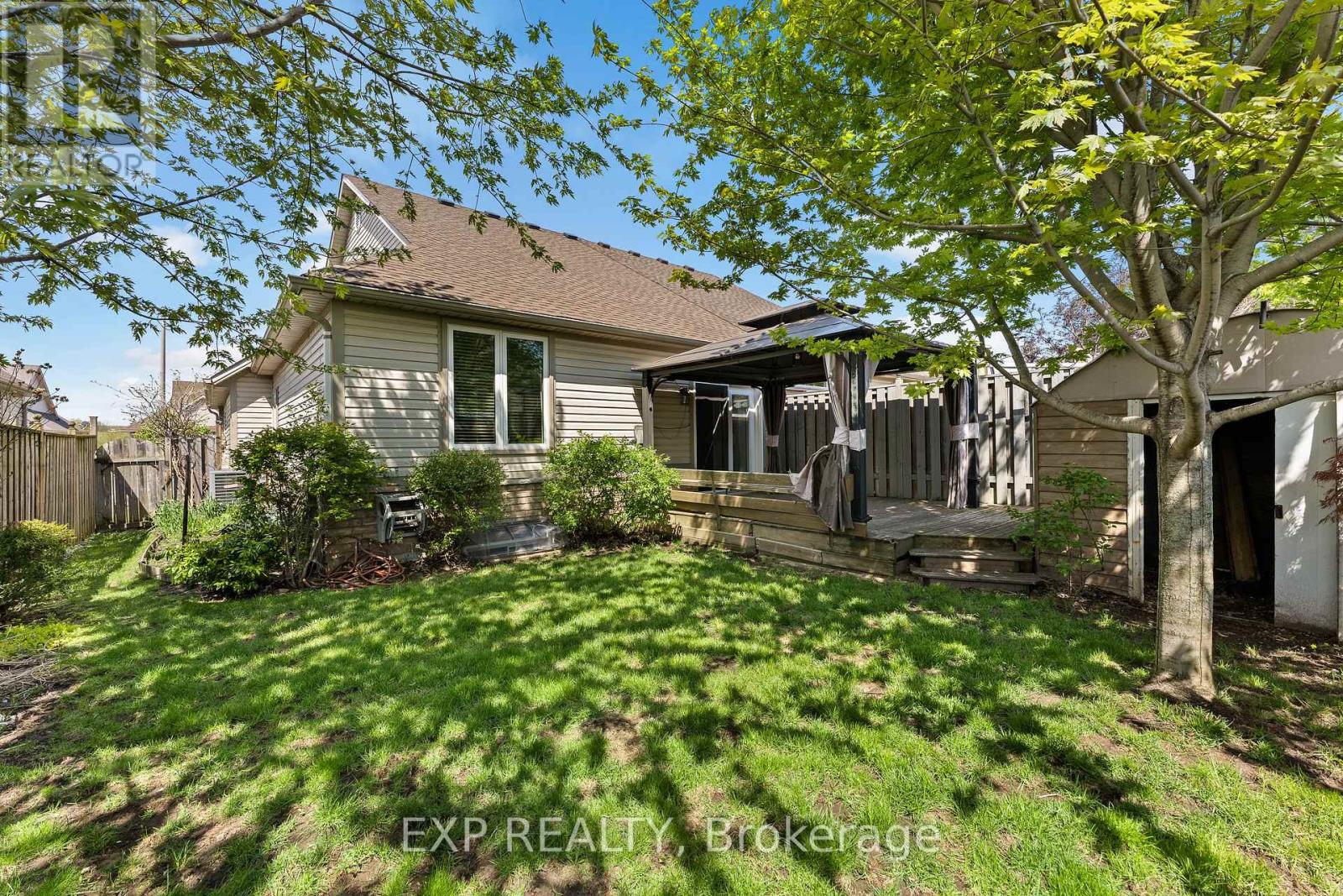 4324 BEVERLEY CRESCENT - 30