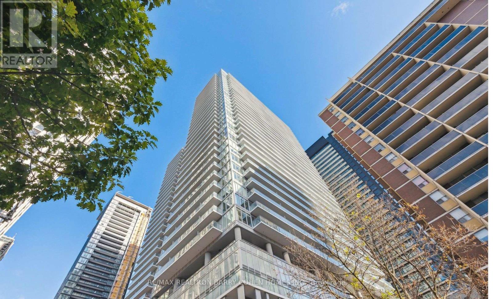 Listing photo of 2002 - 195 REDPATH AVENUE