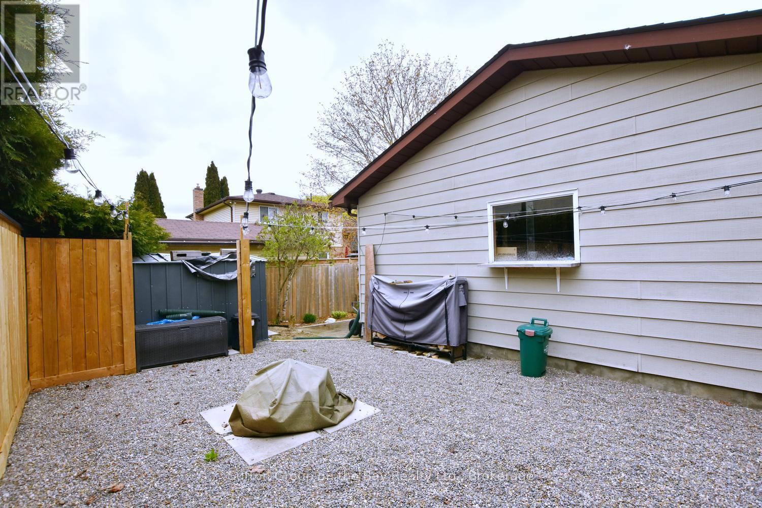 238 MCCREA DRIVE - 20