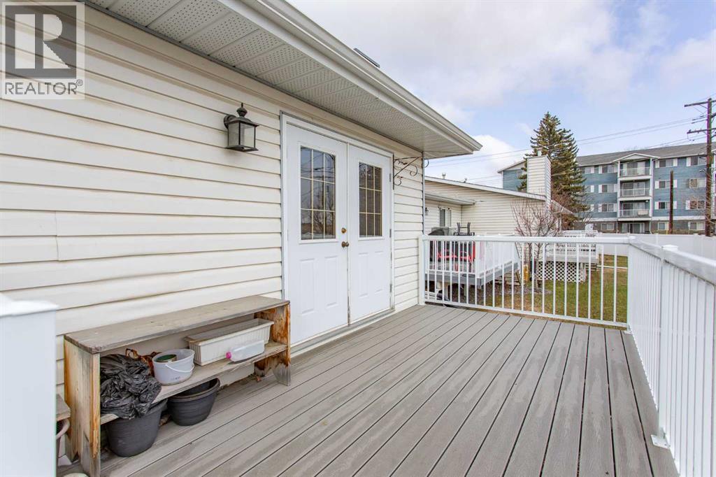 #10 5125 62 Street - 18