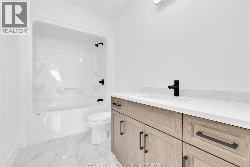 245 CHARLES - 28