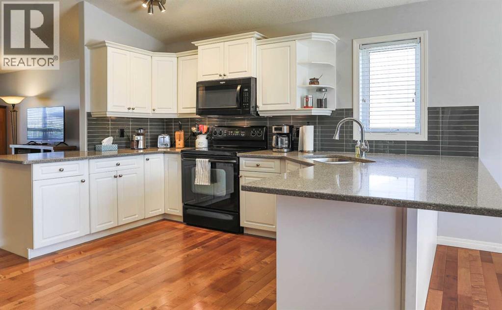 412 Highland Close - 8