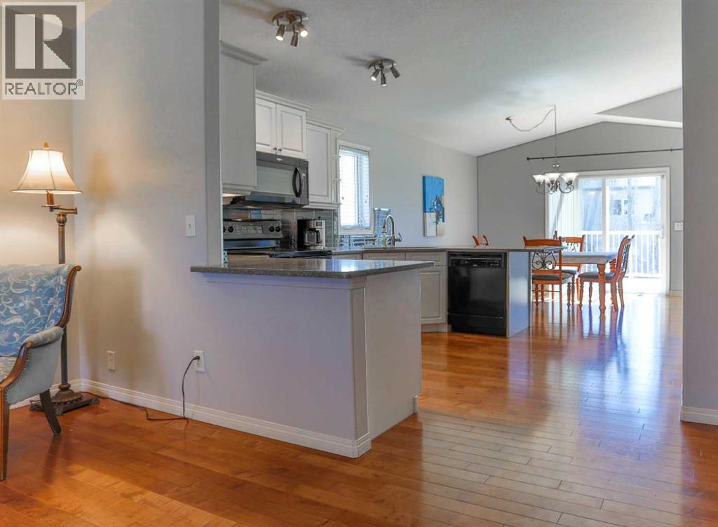 412 Highland Close - 5