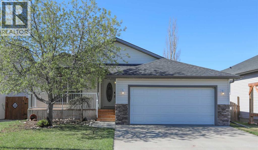 412 Highland Close - 1