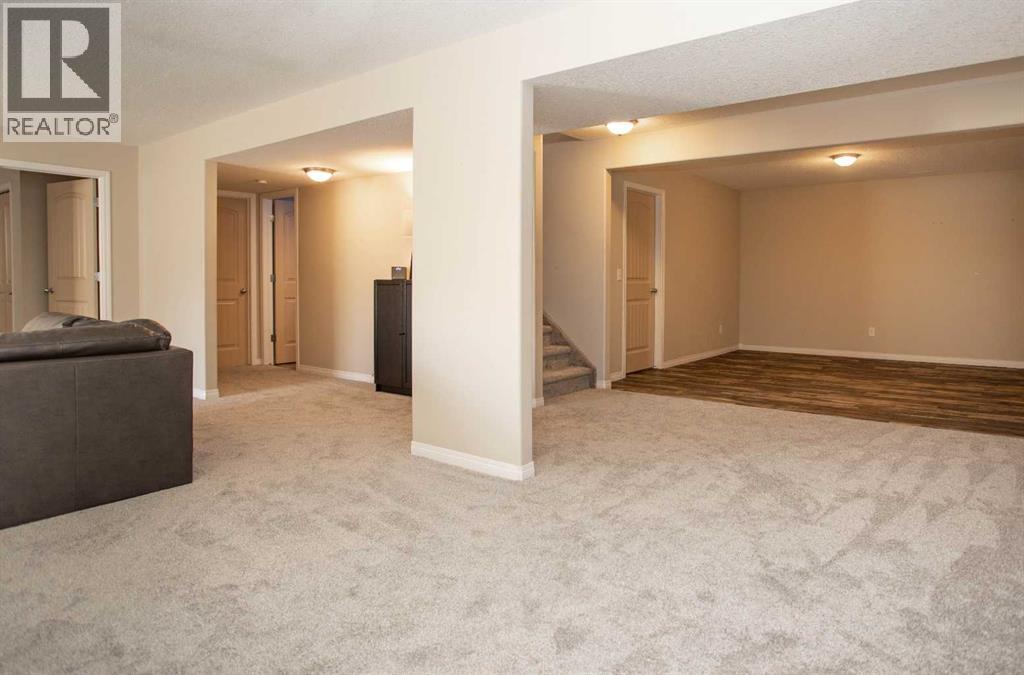 412 Highland Close - 14