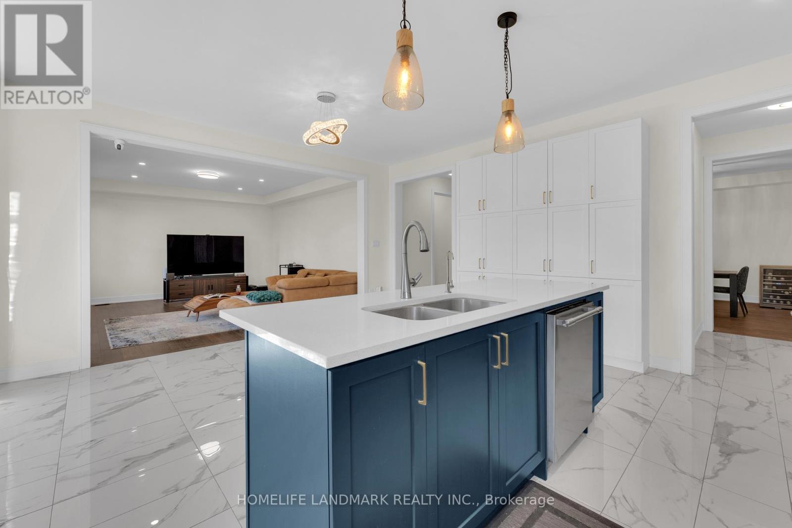 166 PETAL AVENUE - 15