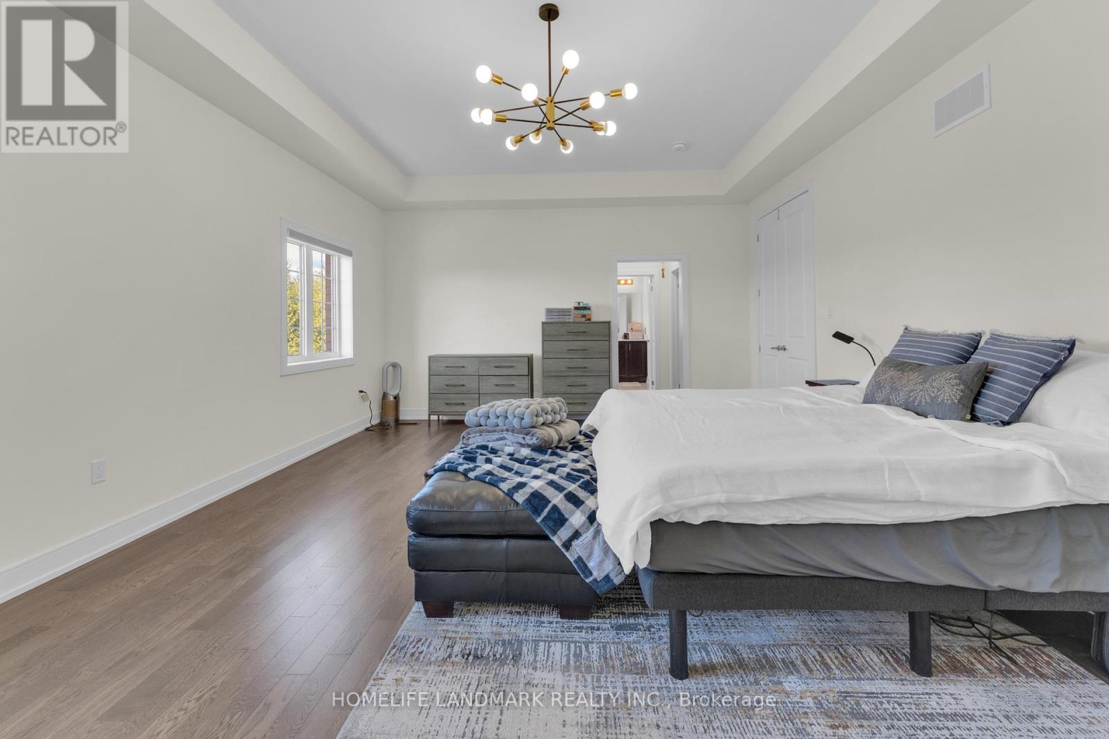 166 PETAL AVENUE - 22