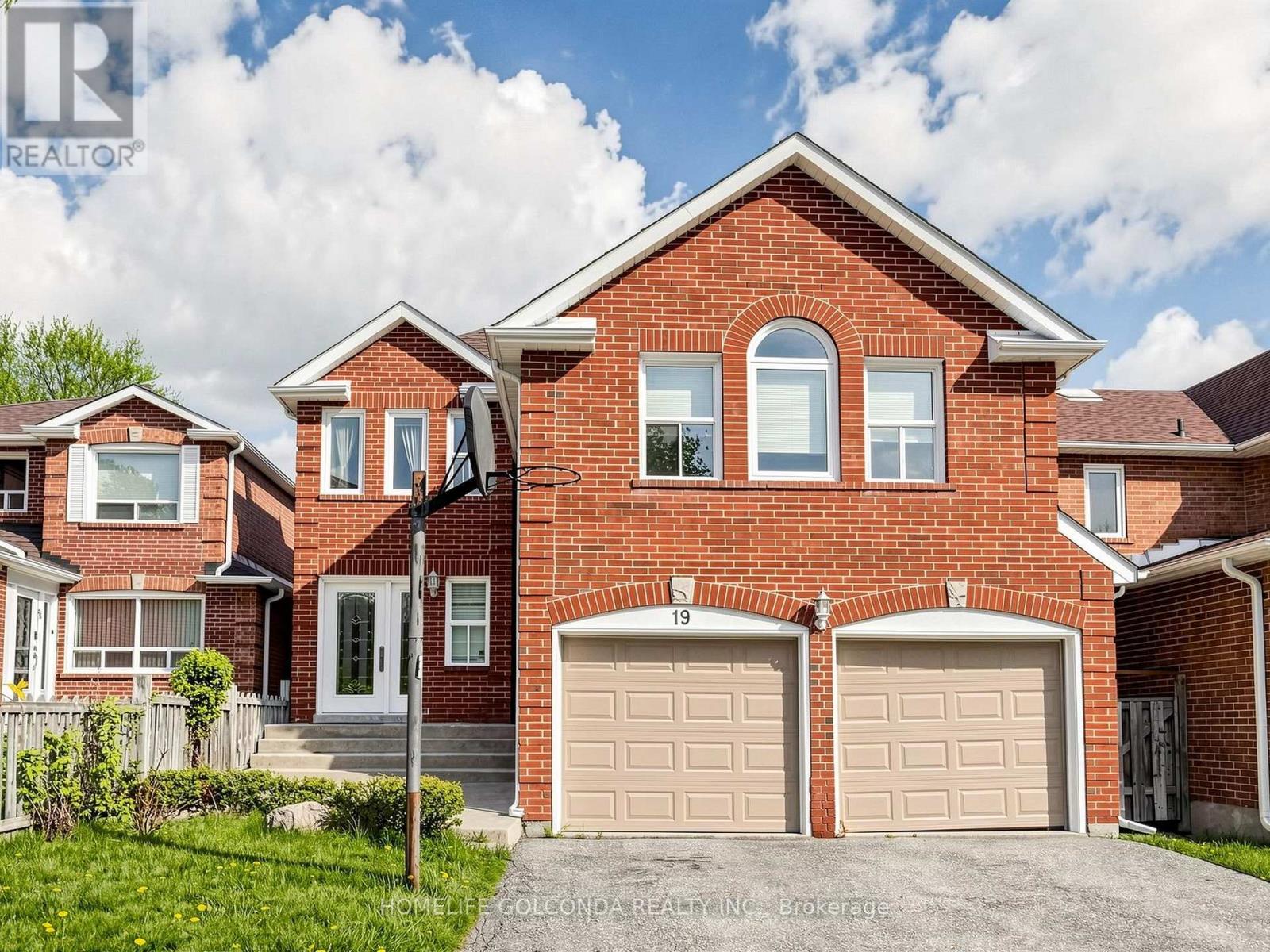 Listing photo of 19 THORNBURY CIRCLE