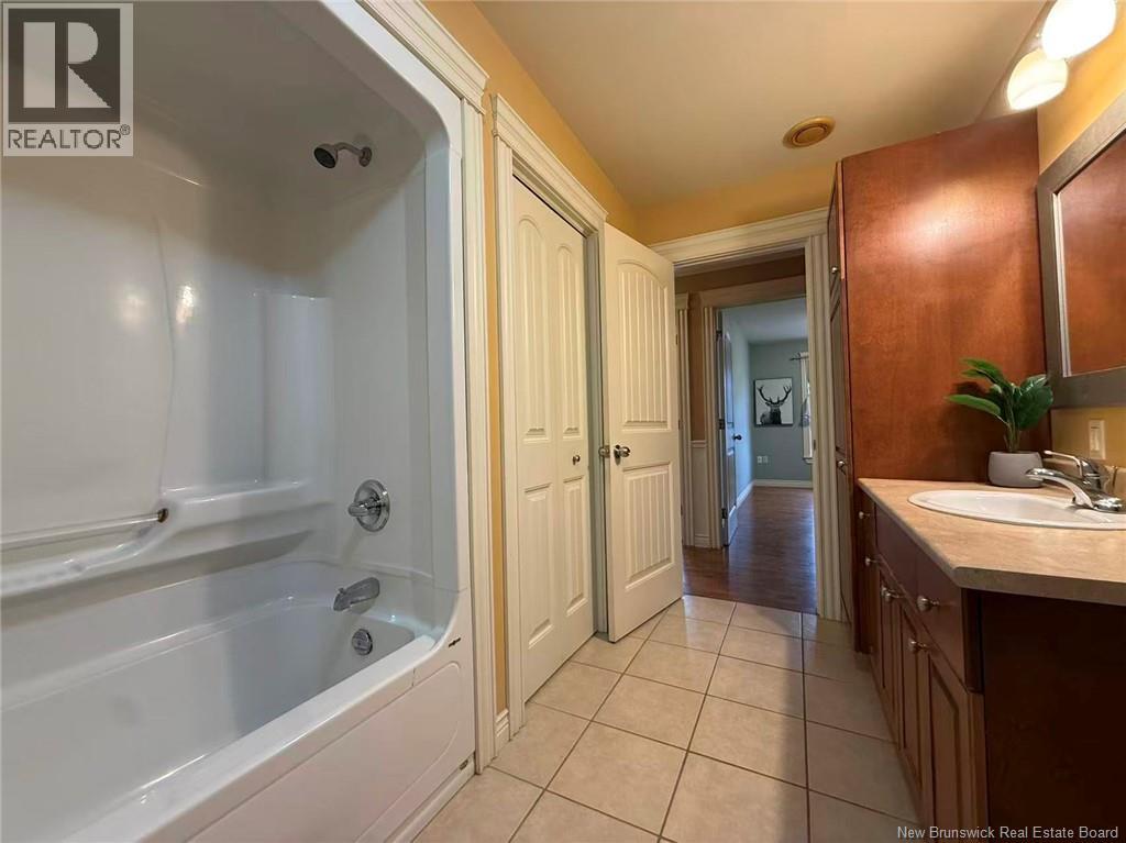 #223 130 Lian Street - 18