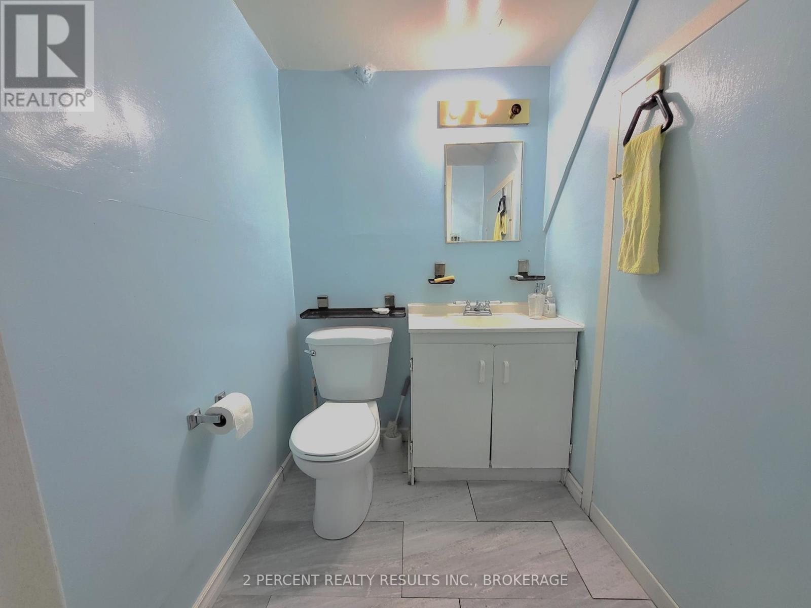 928 OAKVIEW AVENUE - 13