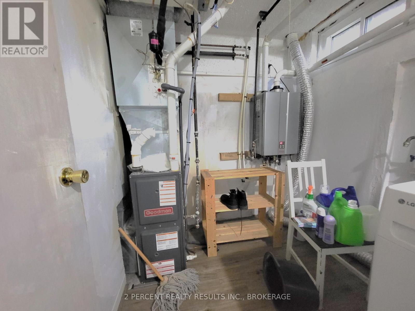928 OAKVIEW AVENUE - 14