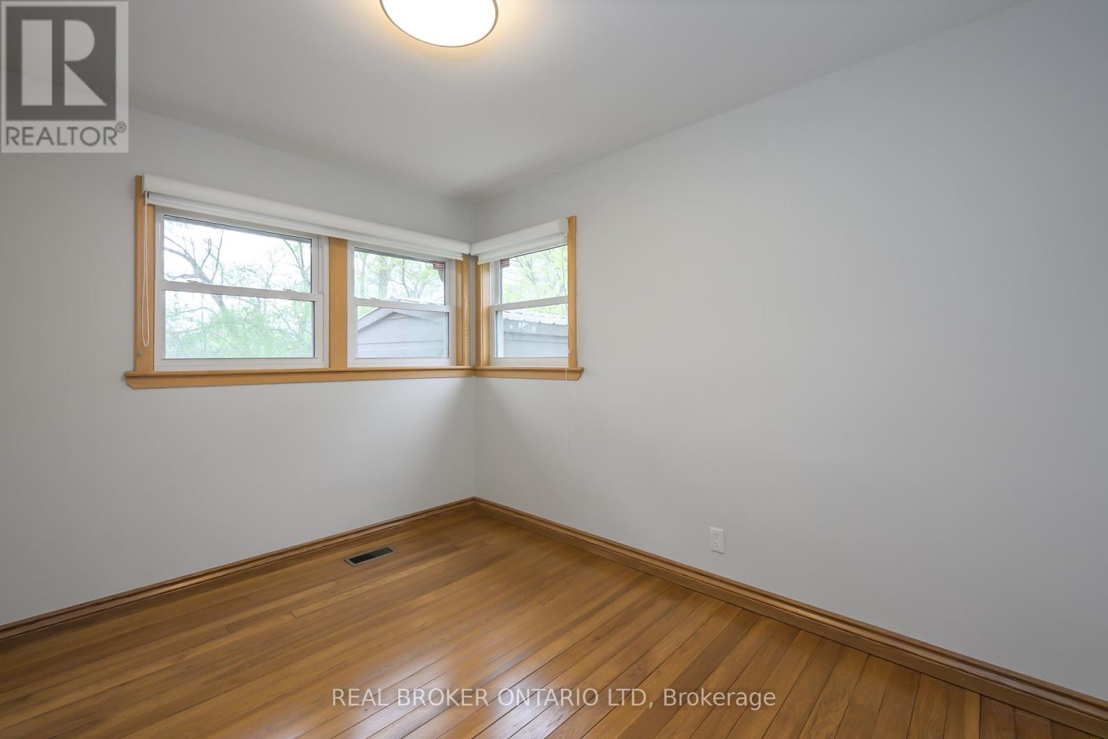 1863 HERBERT AVENUE - 15