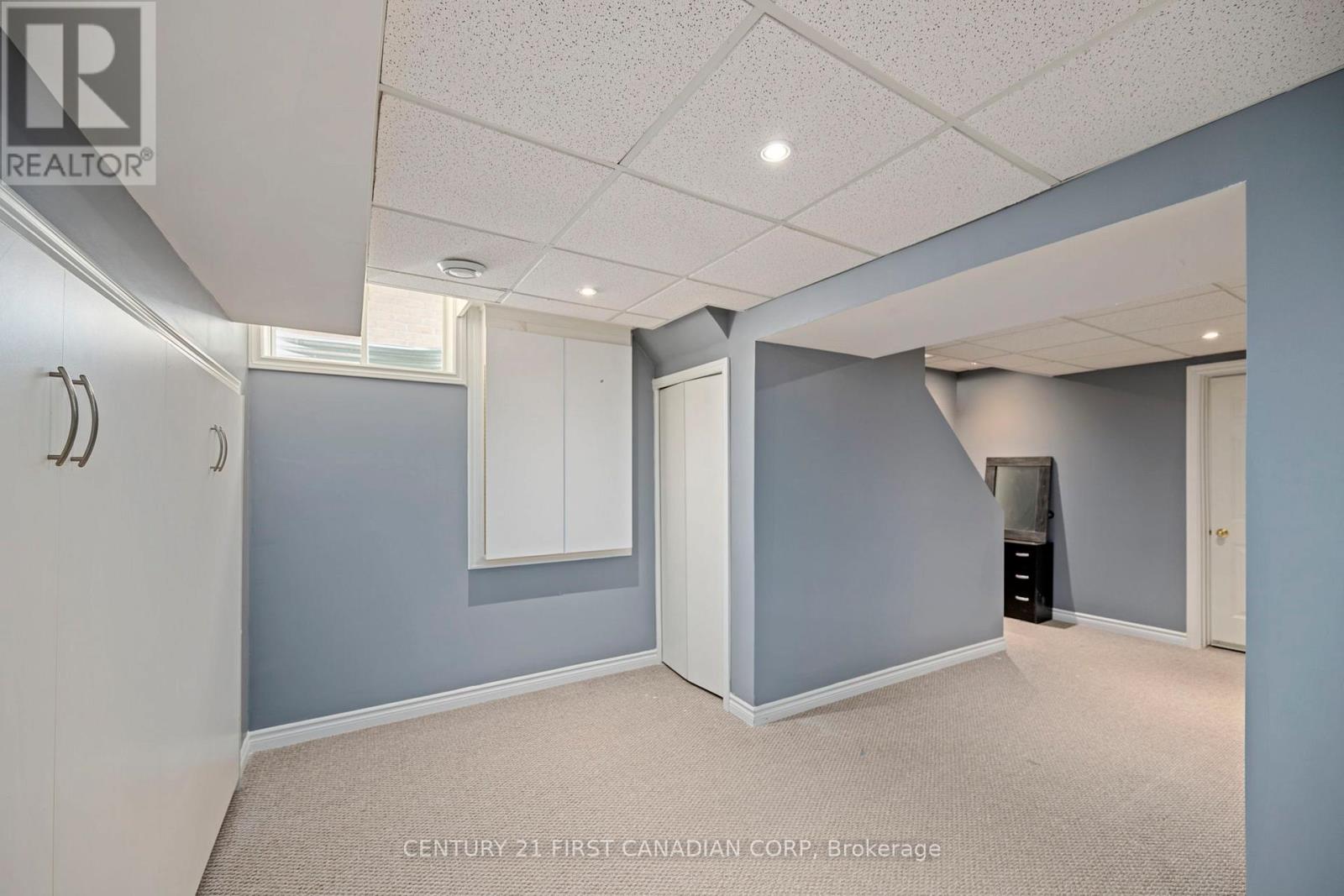 812 SANDCHERRY STREET - 26