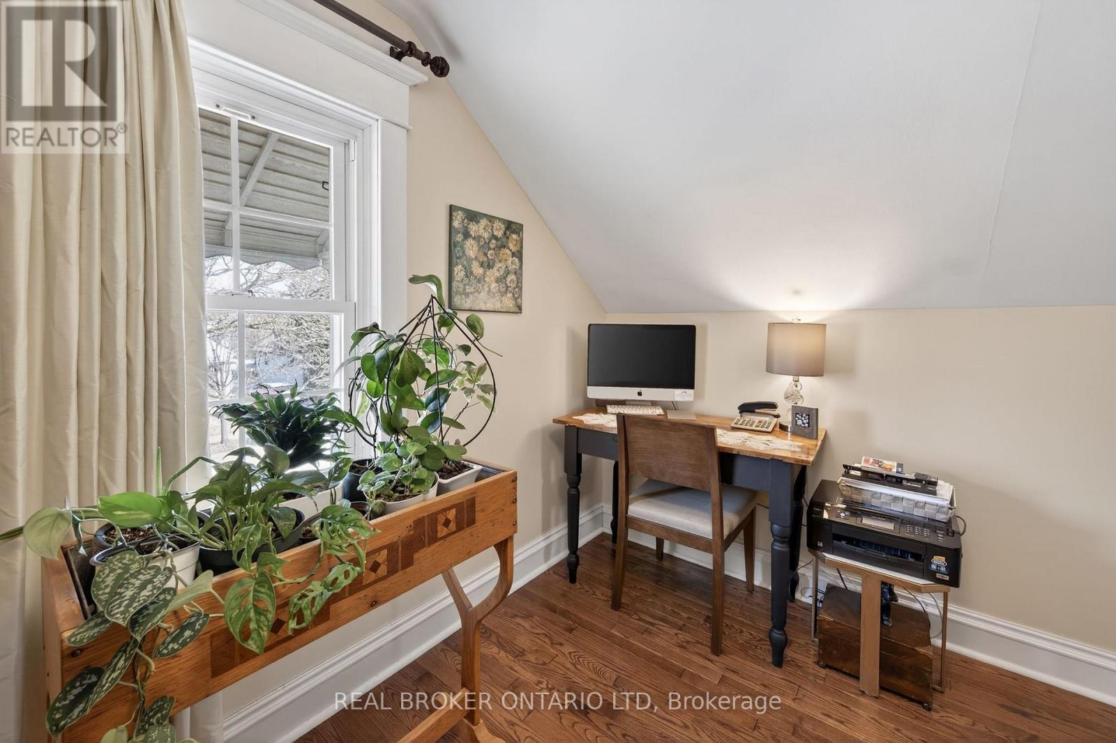 485 SALISBURY STREET - 21