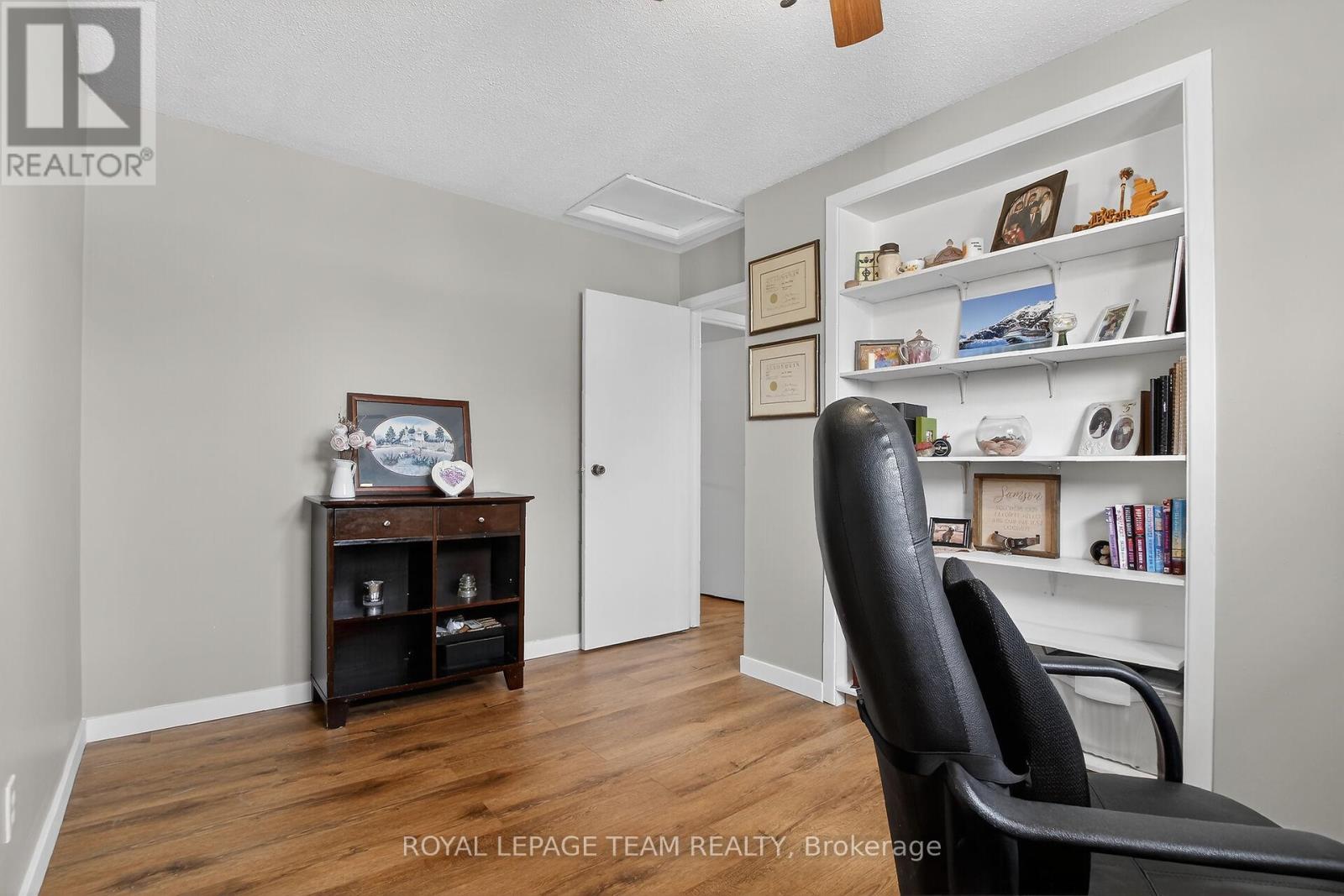 44 BALLANTRAE WAY - 20