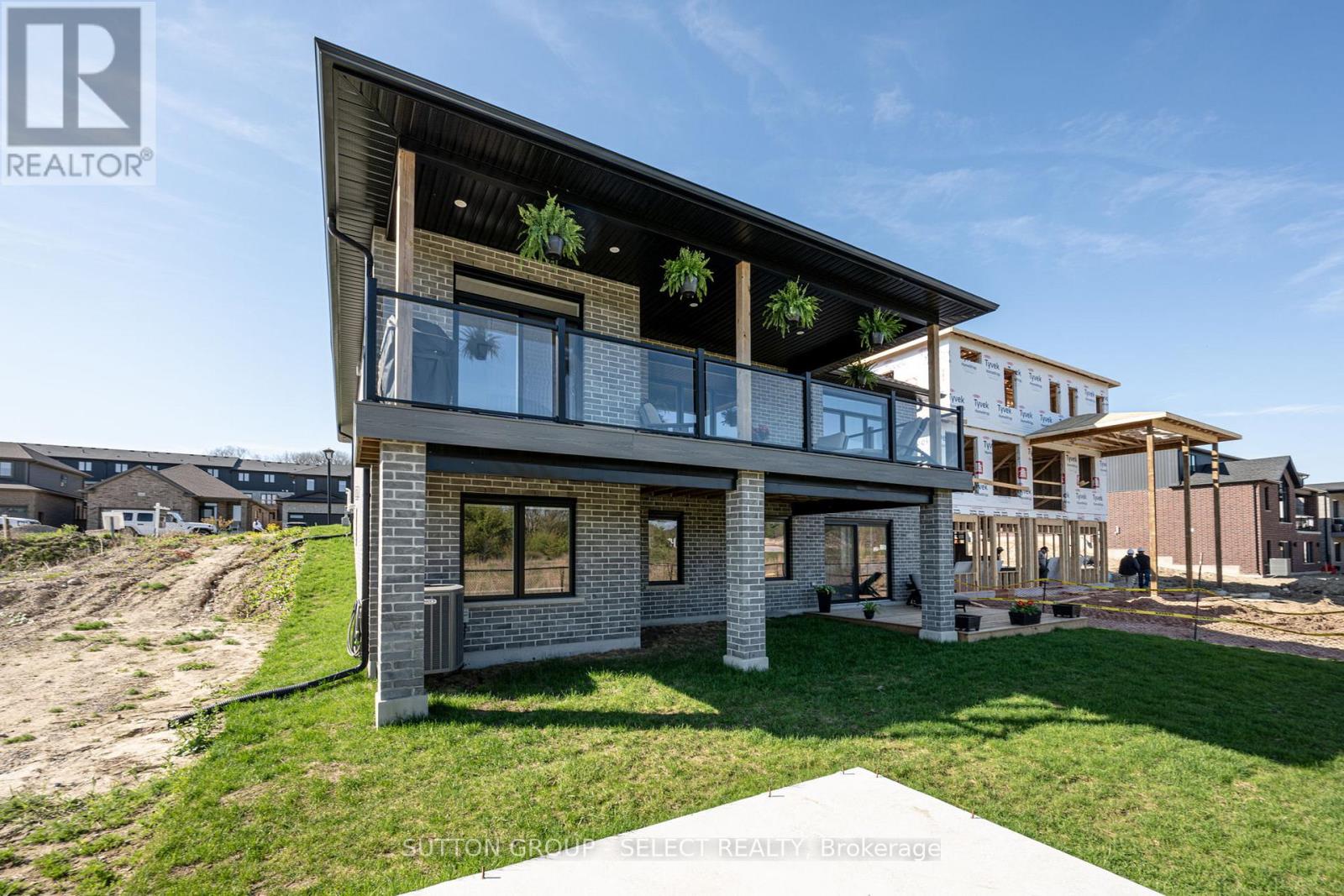 2222 LINKWAY BOULEVARD - 43