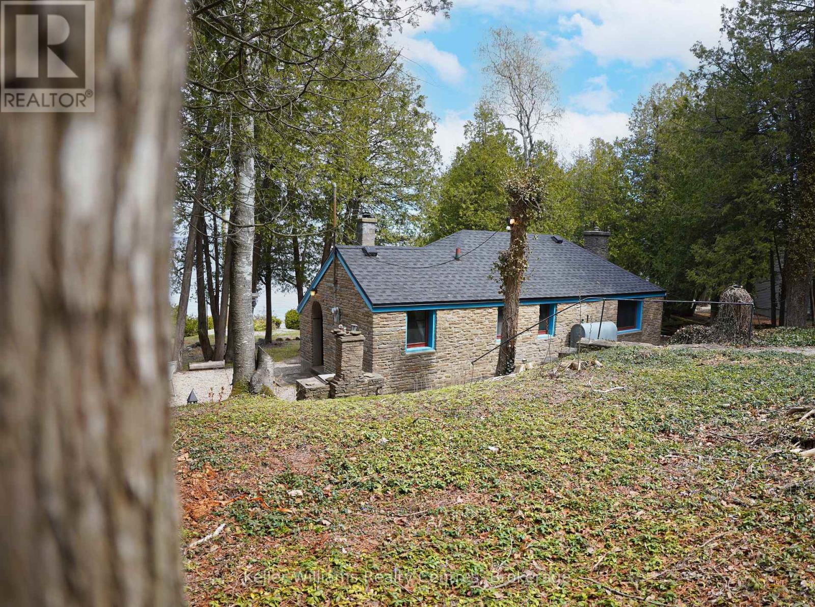 504215 GREY ROAD 1 - 33