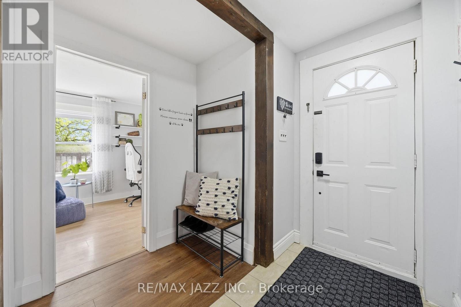 41 BALDWIN STREET - Image 3