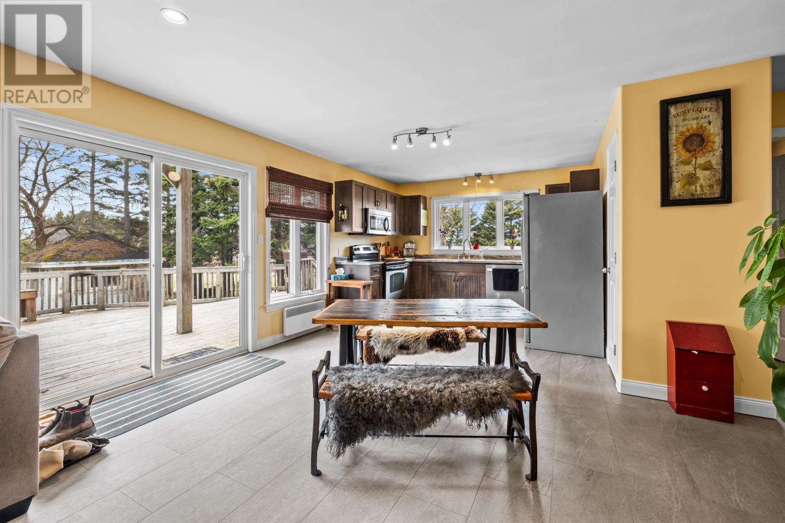 16 Levine Lane - 13