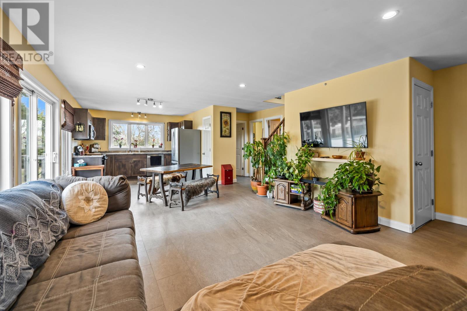 16 Levine Lane - 21