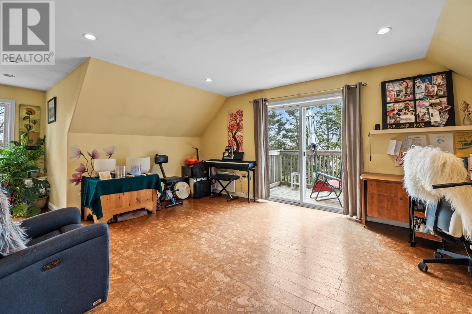 16 Levine Lane - 24
