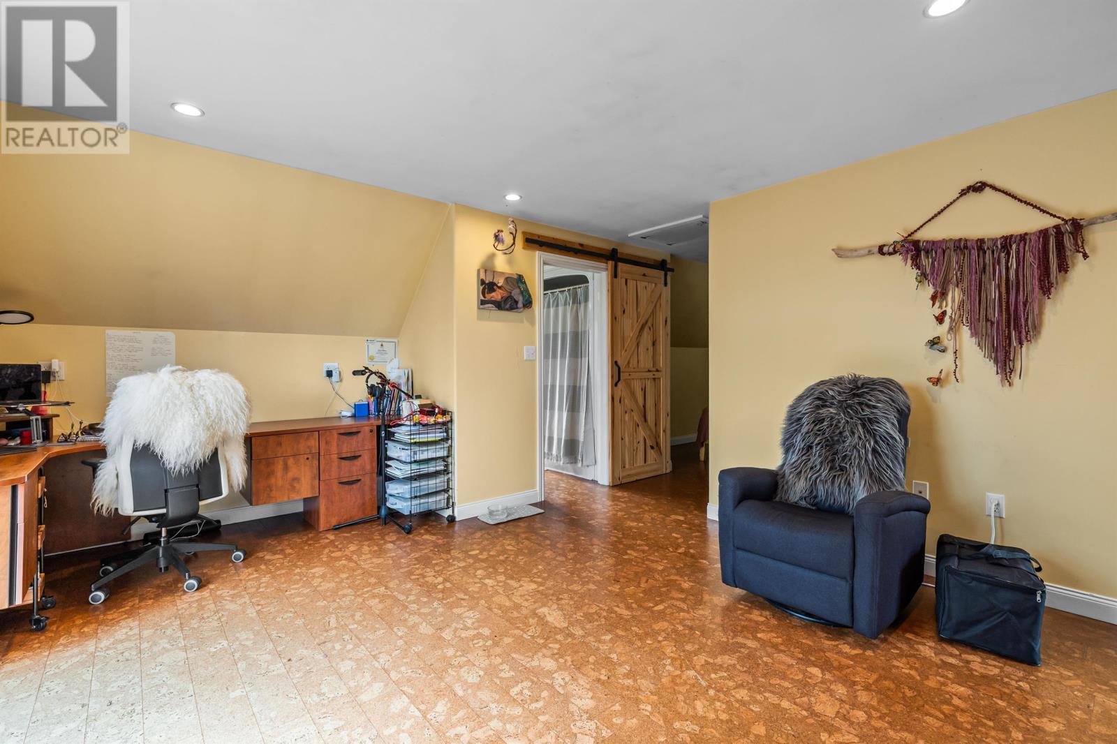 16 Levine Lane - 25