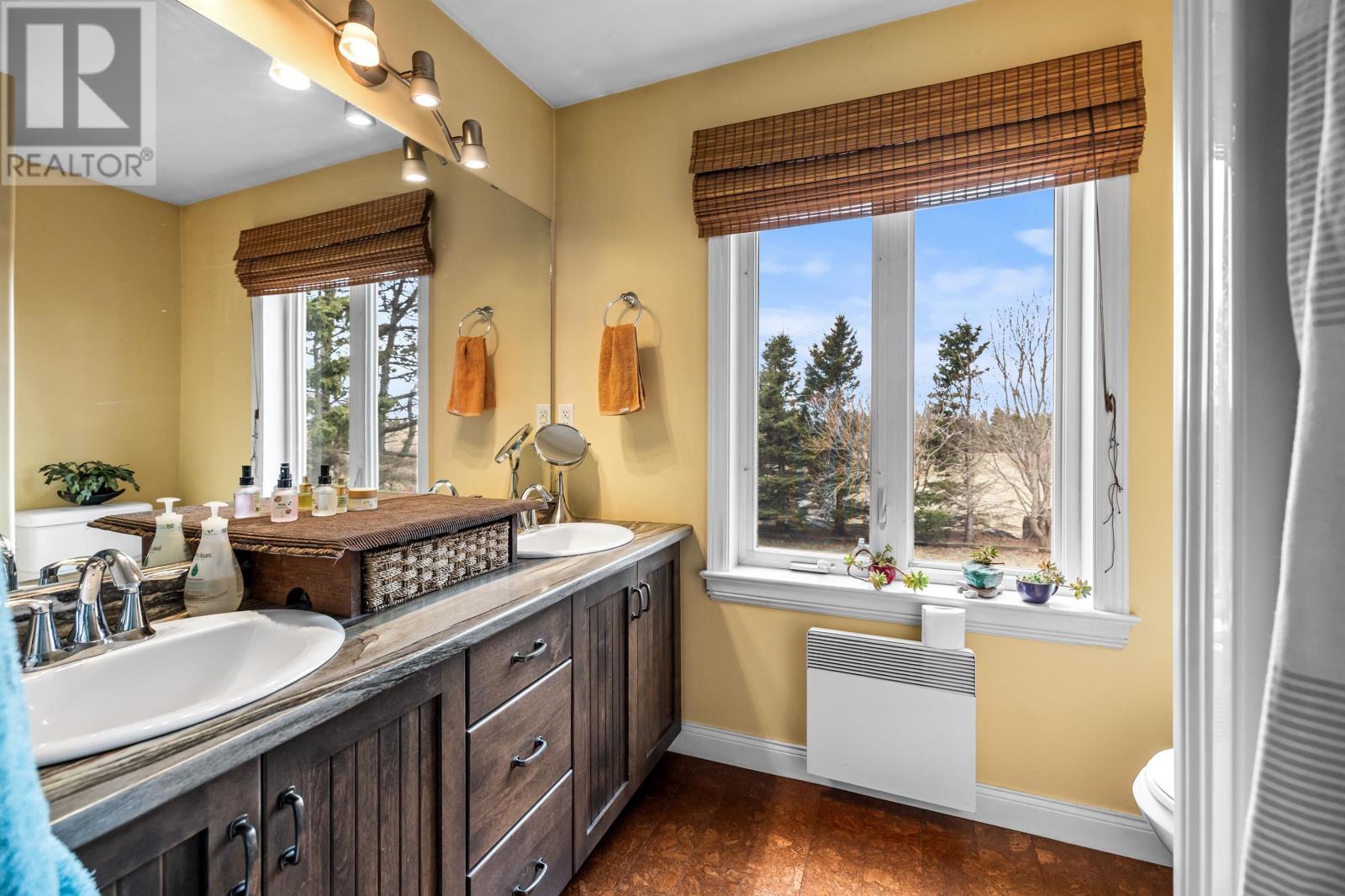 16 Levine Lane - 28