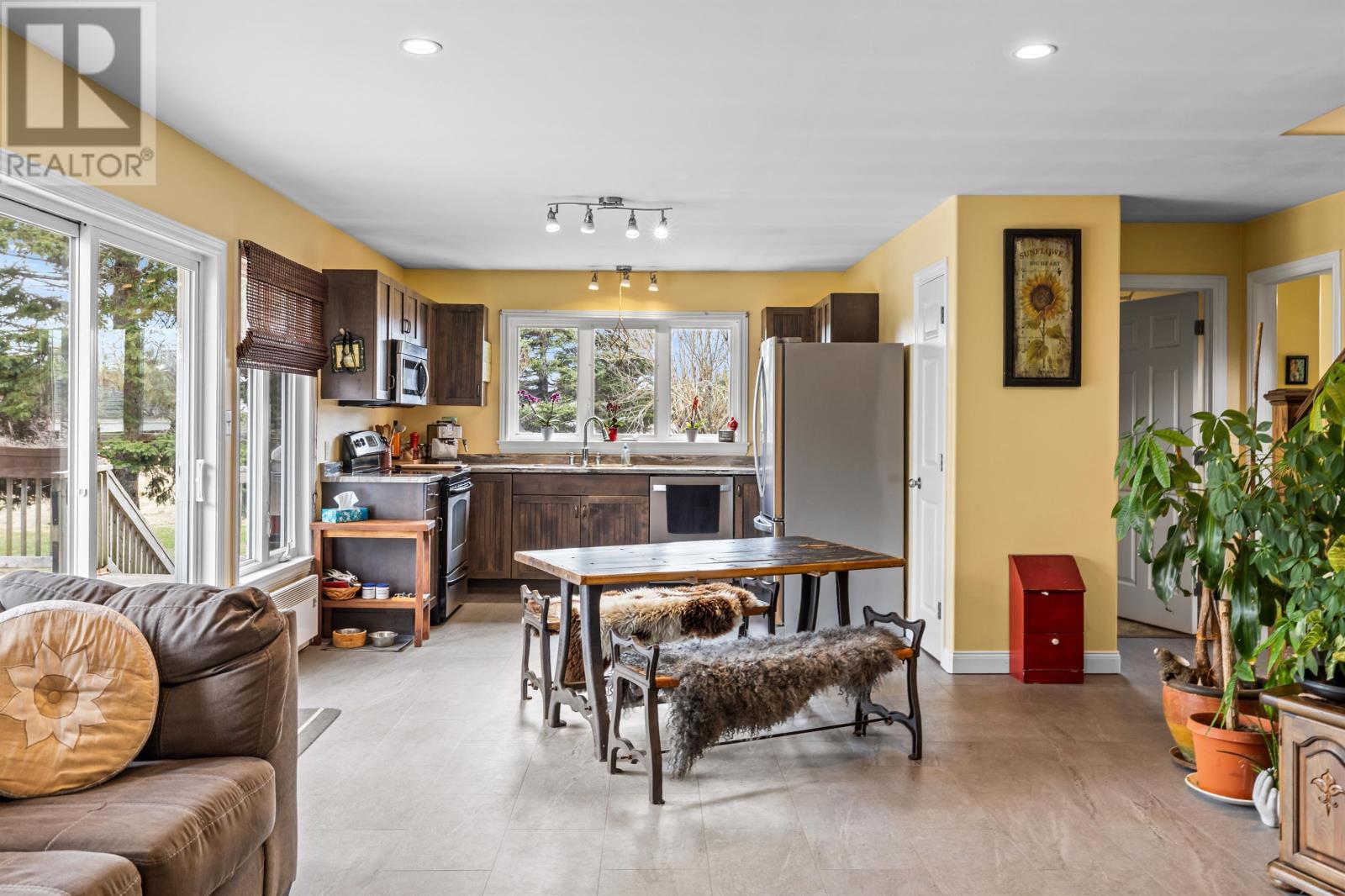 16 Levine Lane - 3