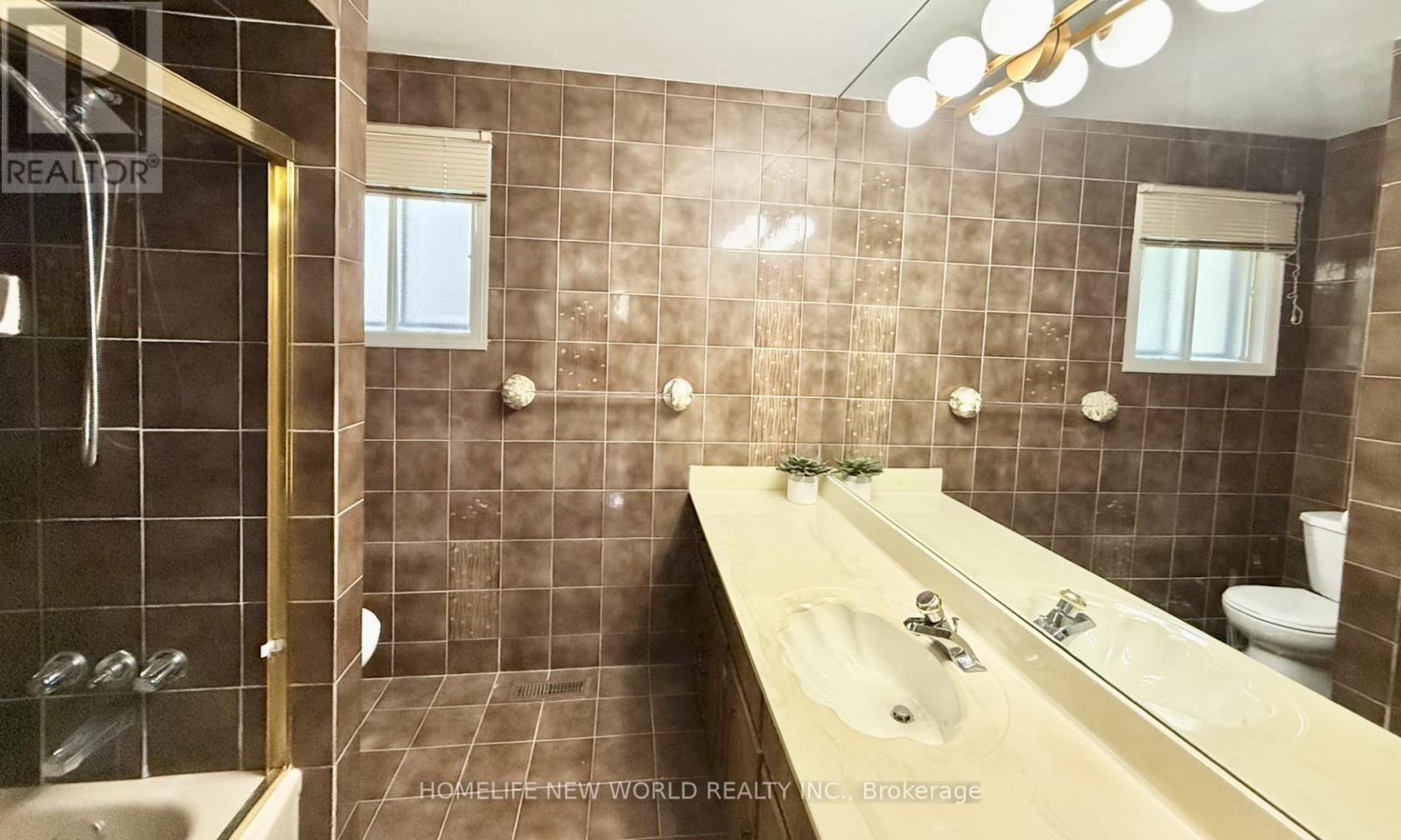 93 WILLOWBROOK ROAD - 27