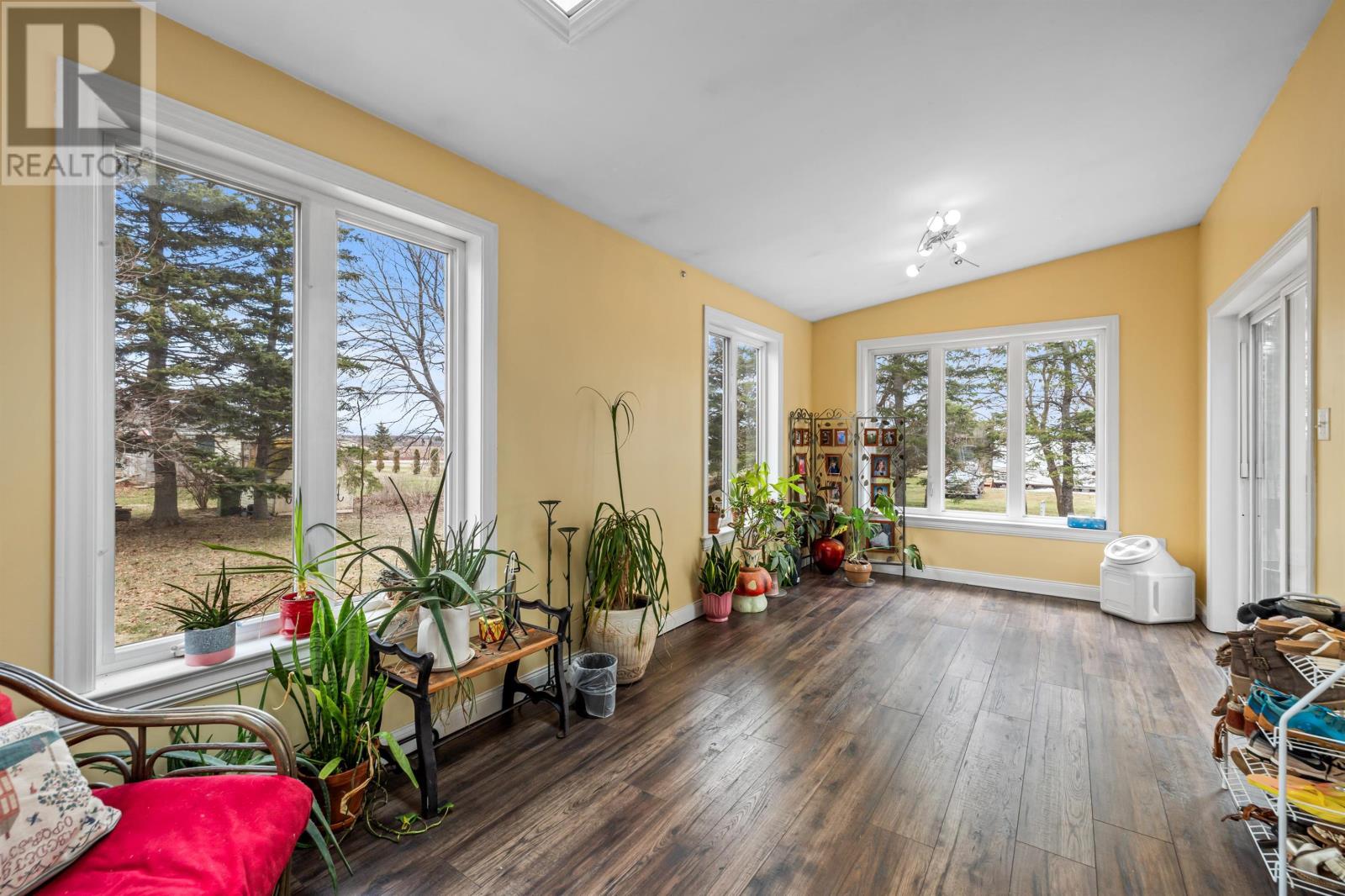 16 Levine Lane - 34