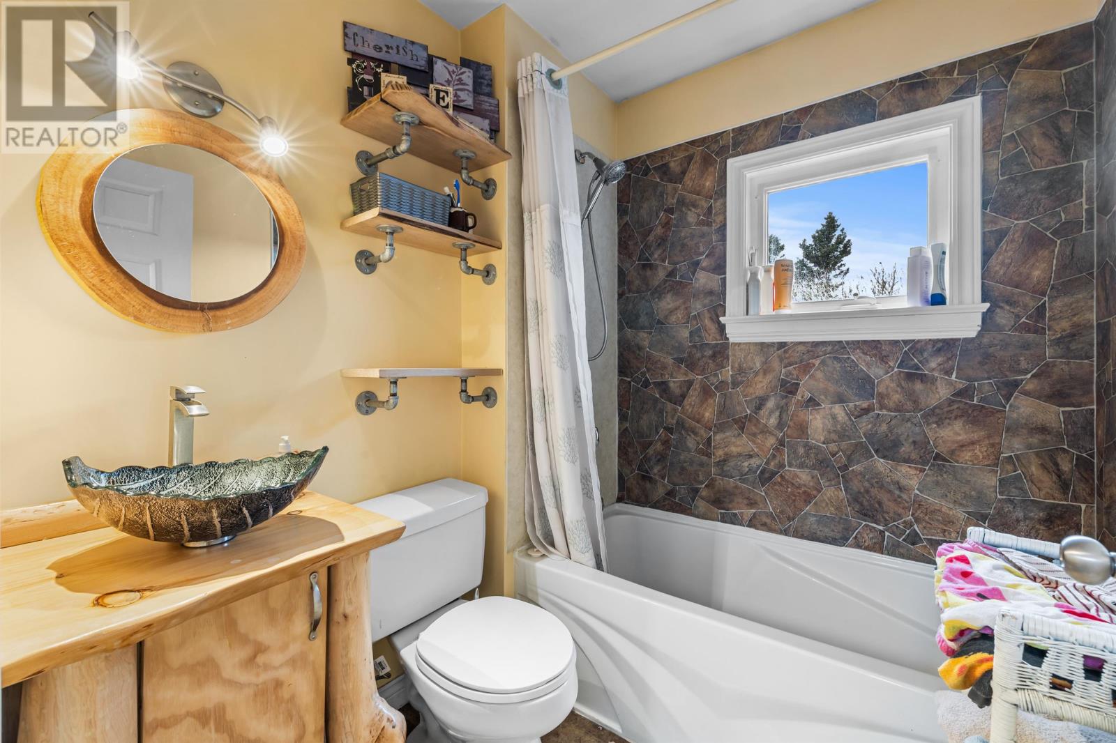16 Levine Lane - 37