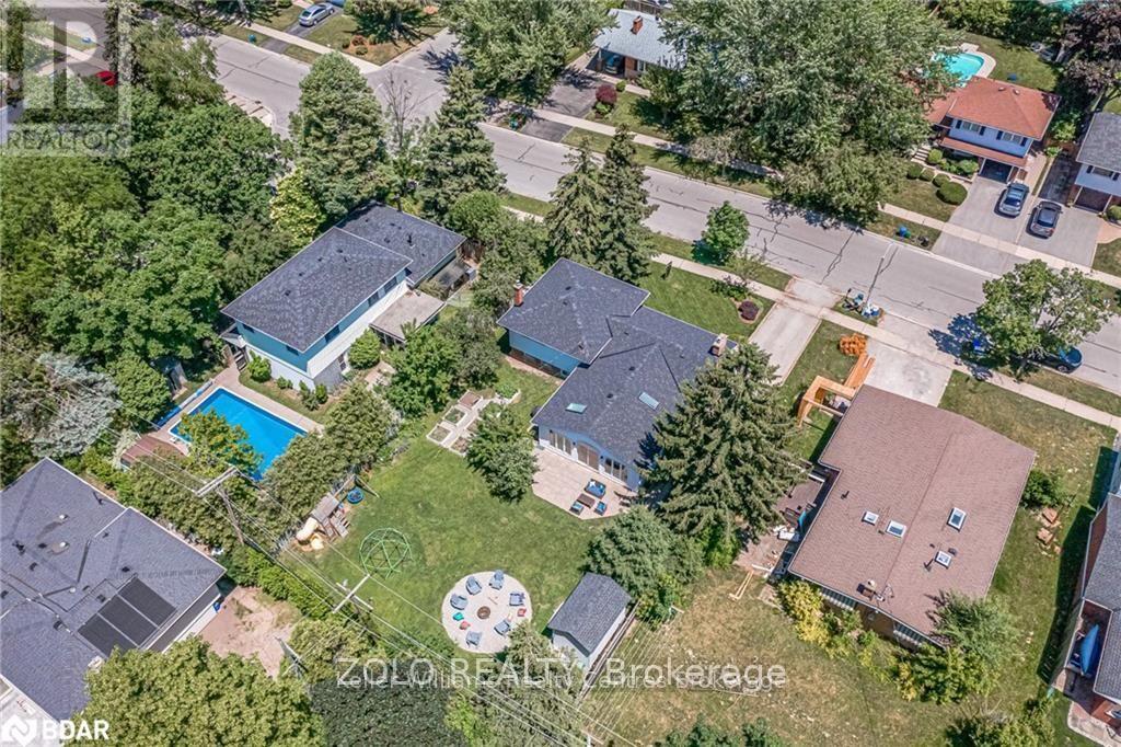 198 WHITE PINES DRIVE - 28