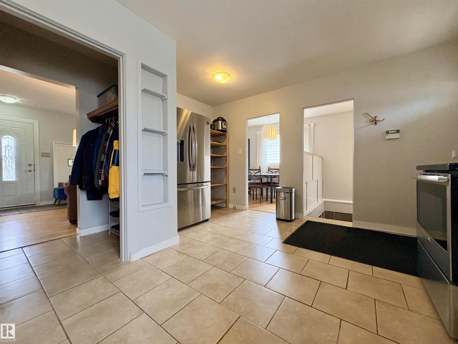 9103 131 AV NW - 12