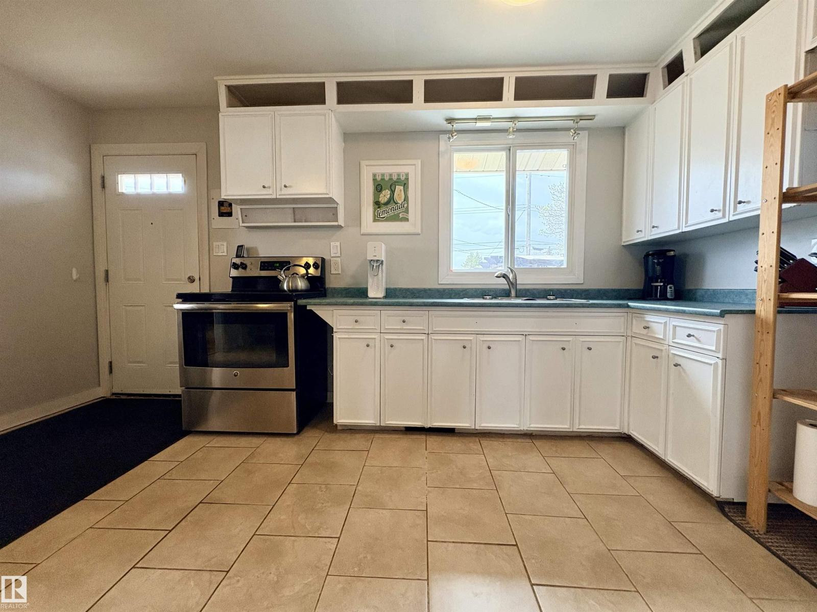 9103 131 AV NW - 14