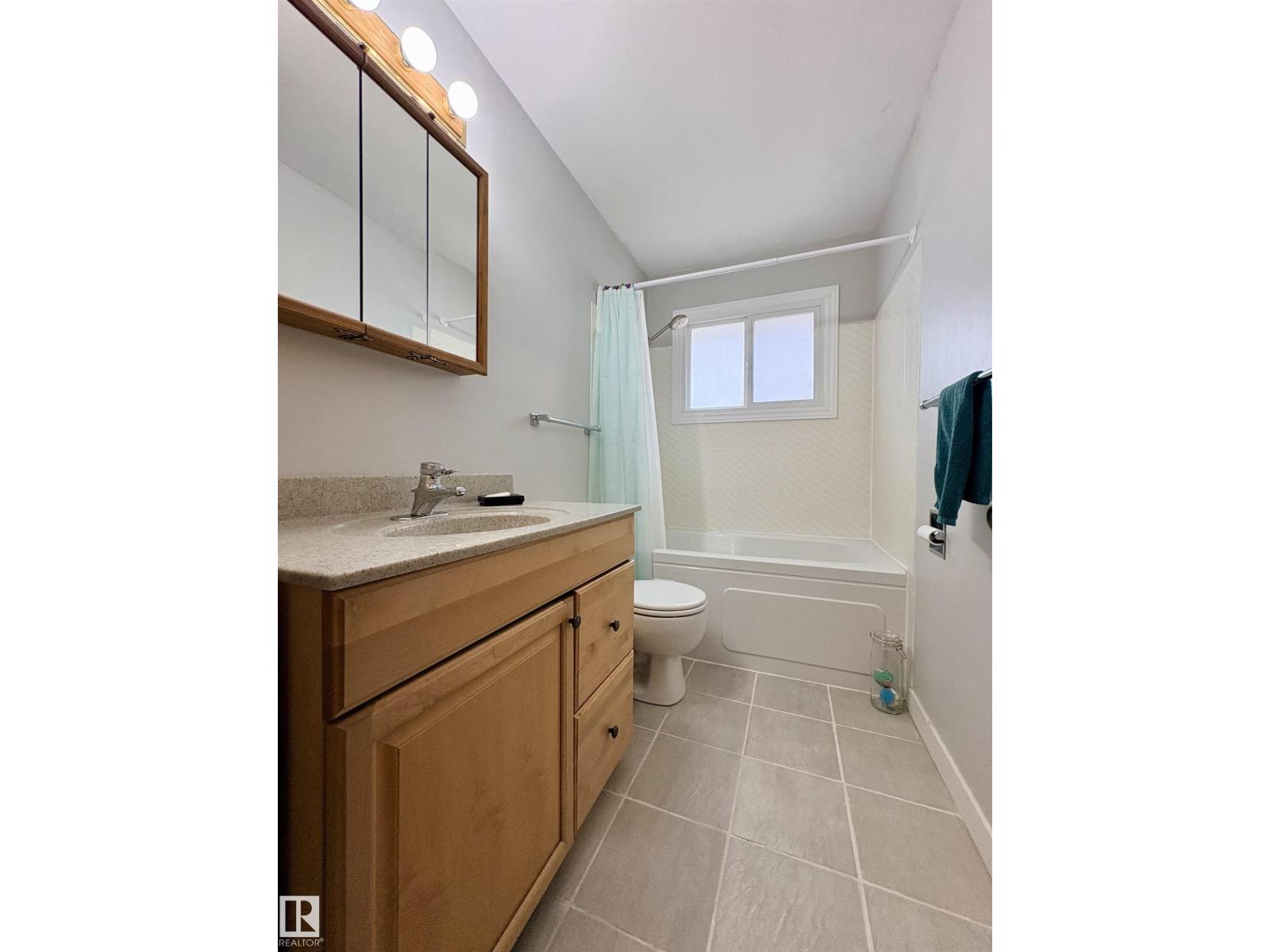 9103 131 AV NW - 18