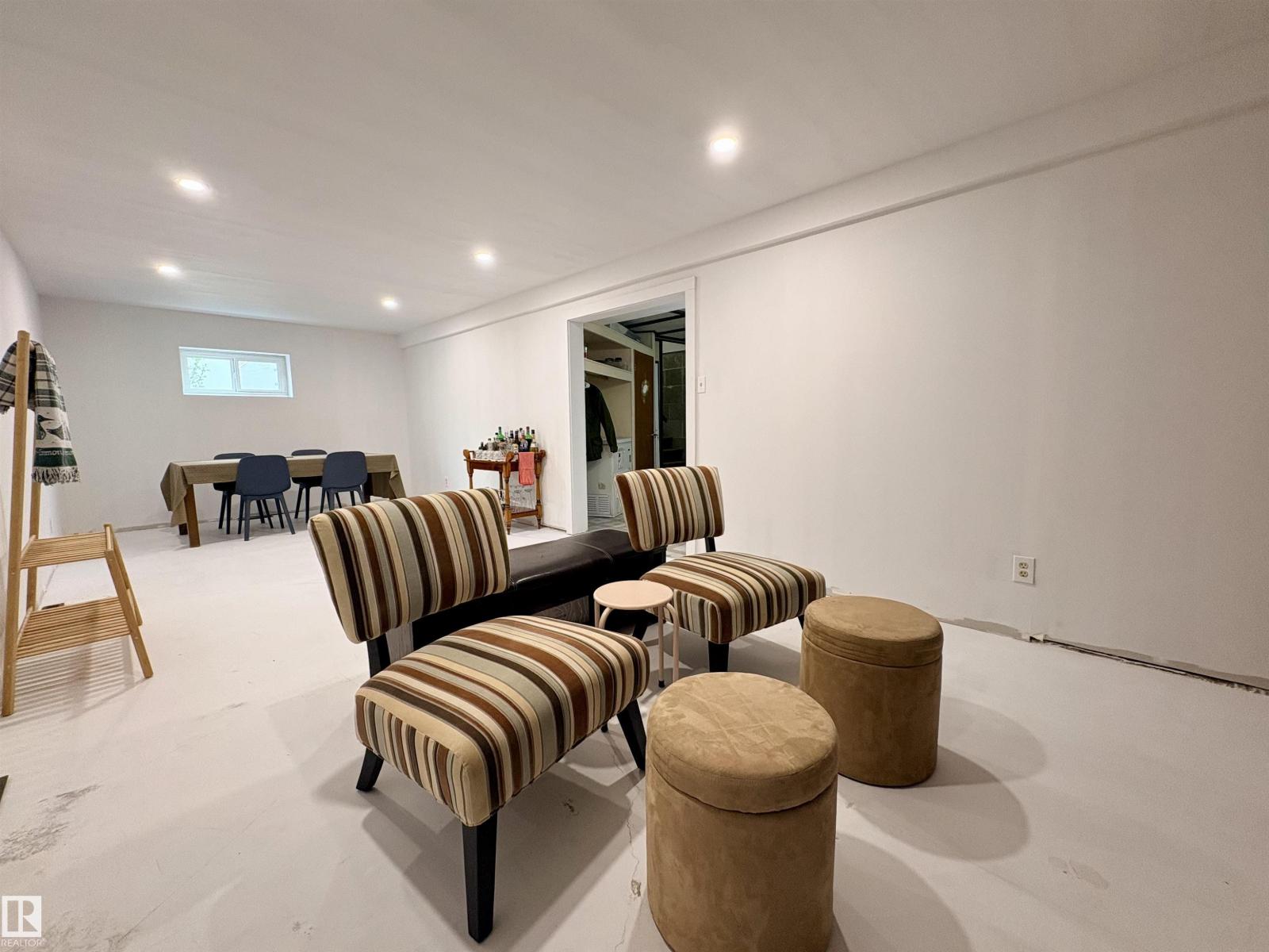 9103 131 AV NW - 35