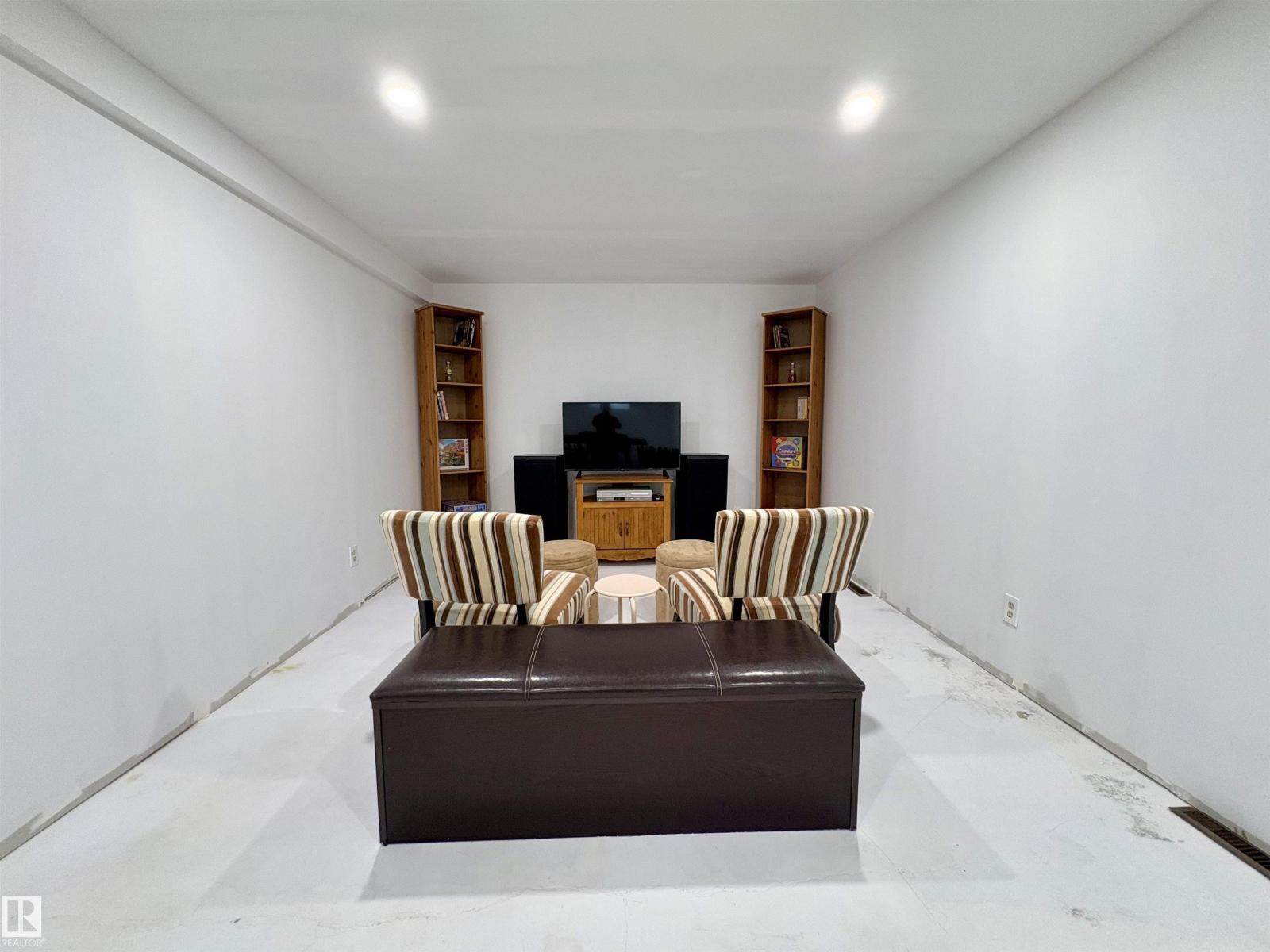 9103 131 AV NW - 36