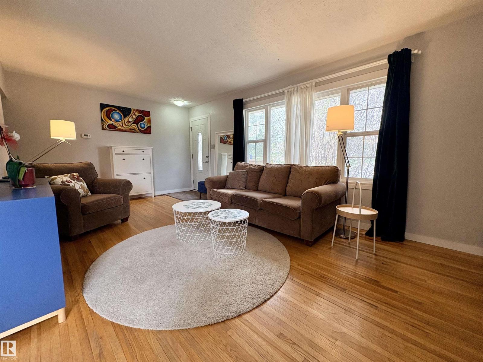 9103 131 AV NW - 5