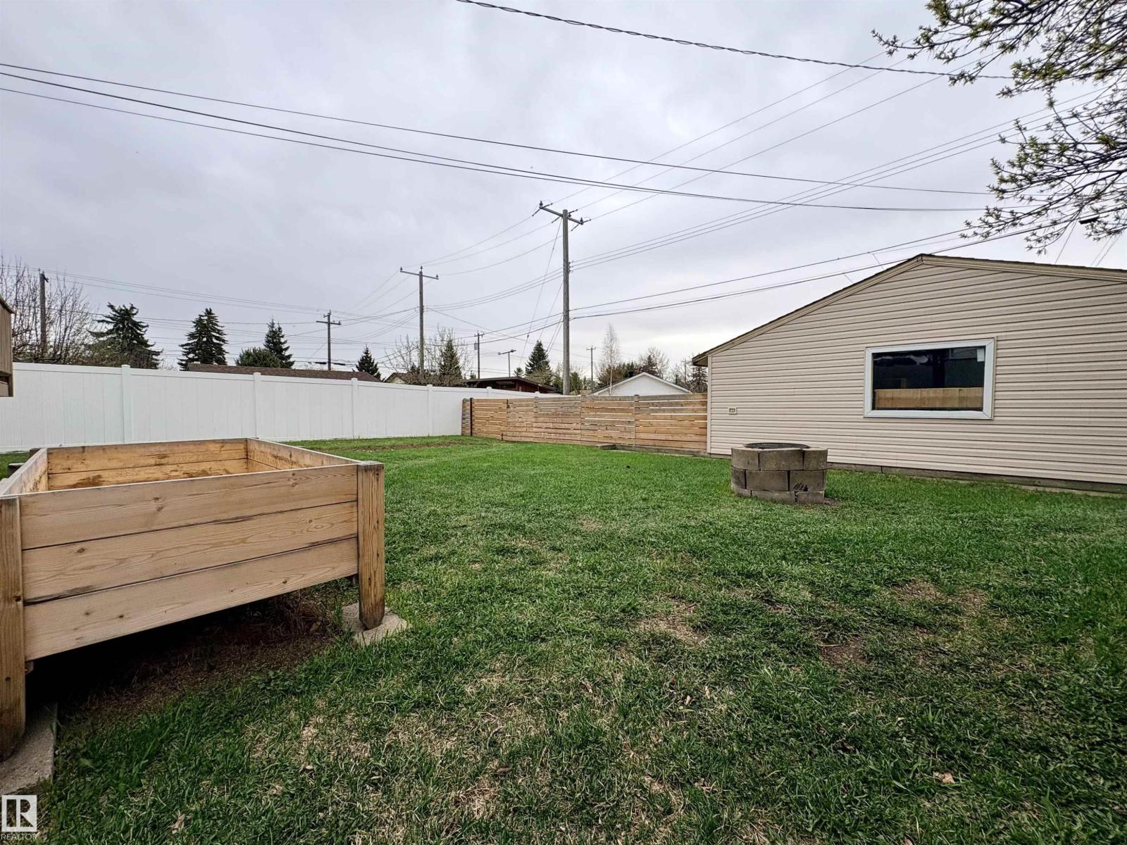 9103 131 AV NW - 53