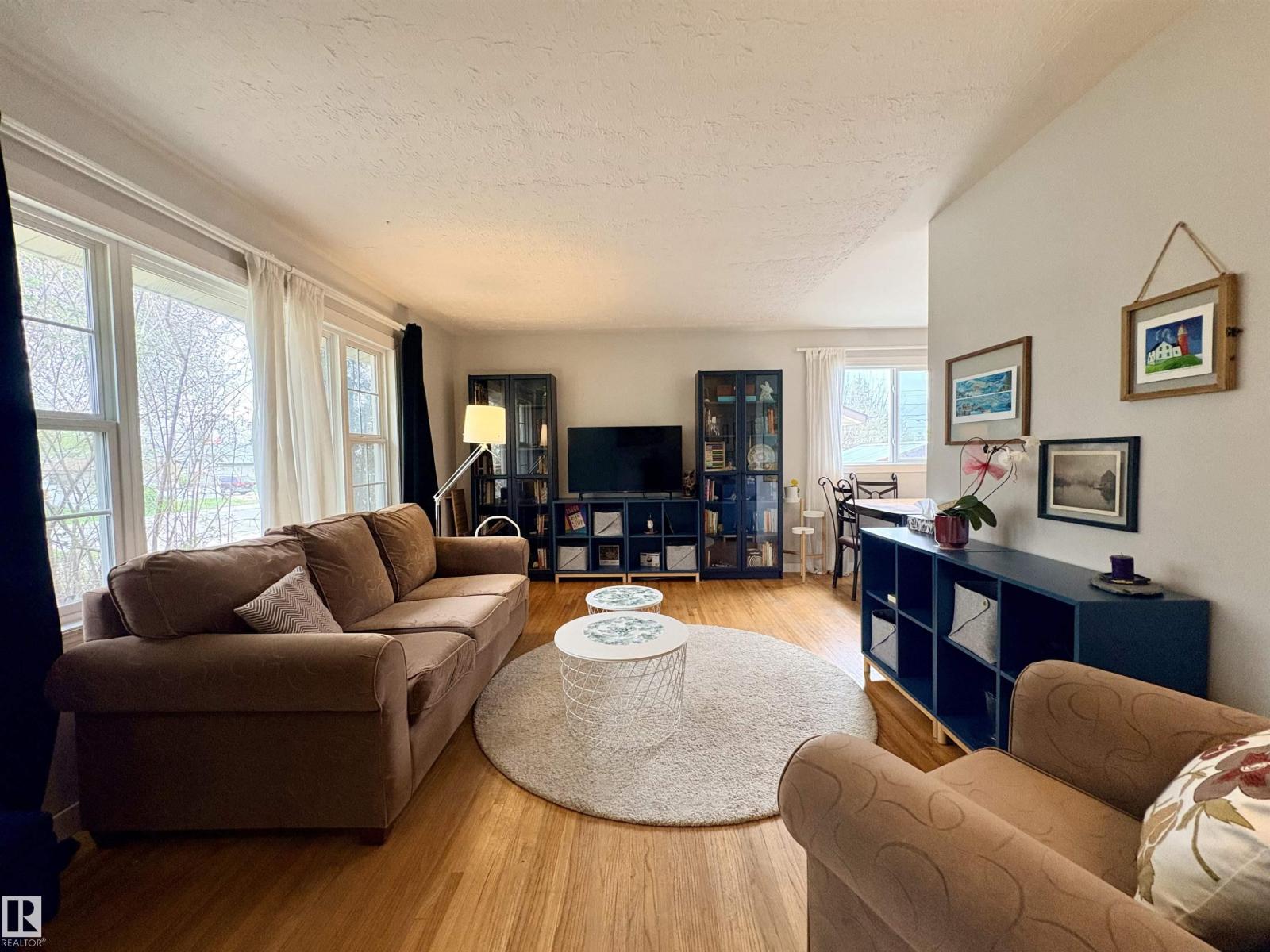 9103 131 AV NW - 6