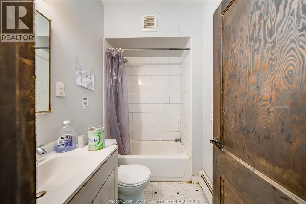 688-690 PARENT AVENUE, Windsor, Ontario, N9A2C5 — Photo 14