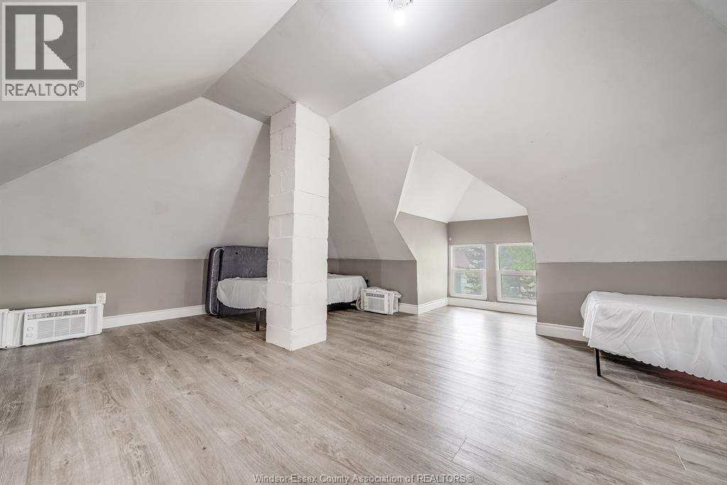 688-690 PARENT AVENUE, Windsor, Ontario, N9A2C5 — Photo 37