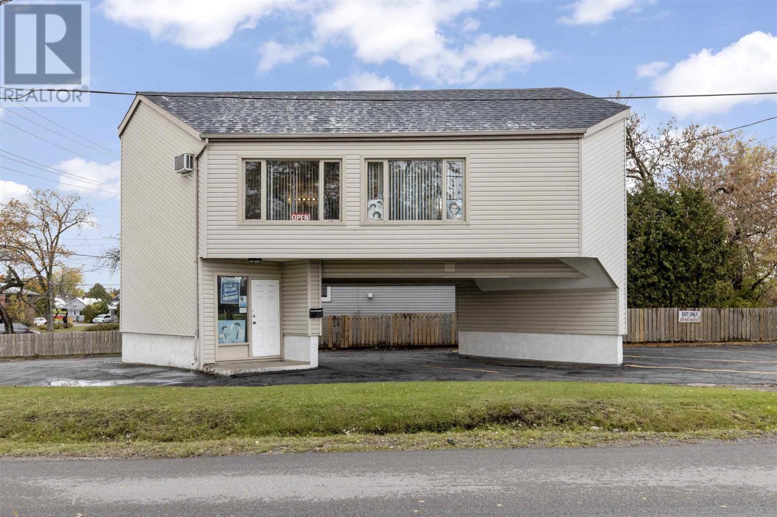 144 McNabb ST, Sault Ste. Marie, Ontario, P6B1Y1 — Photo 3