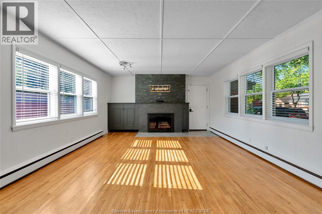 100 ARLINGTON BOULEVARD, Tecumseh, Ontario, N8N2J5 — Photo 2