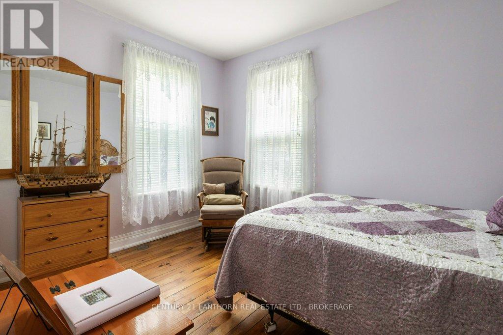 20 ANN STREET - 26