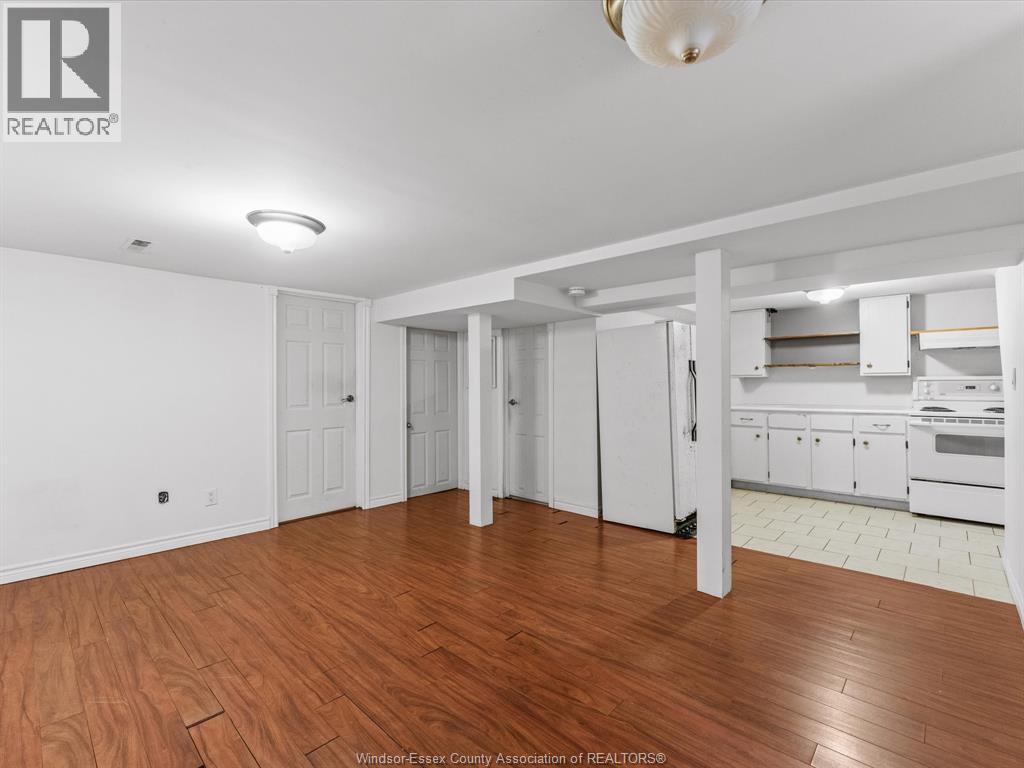 962 MERRITT, Windsor, Ontario, N9B3C5 — Photo 8