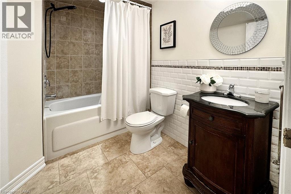 3212 ROSEVILLE Road - 44