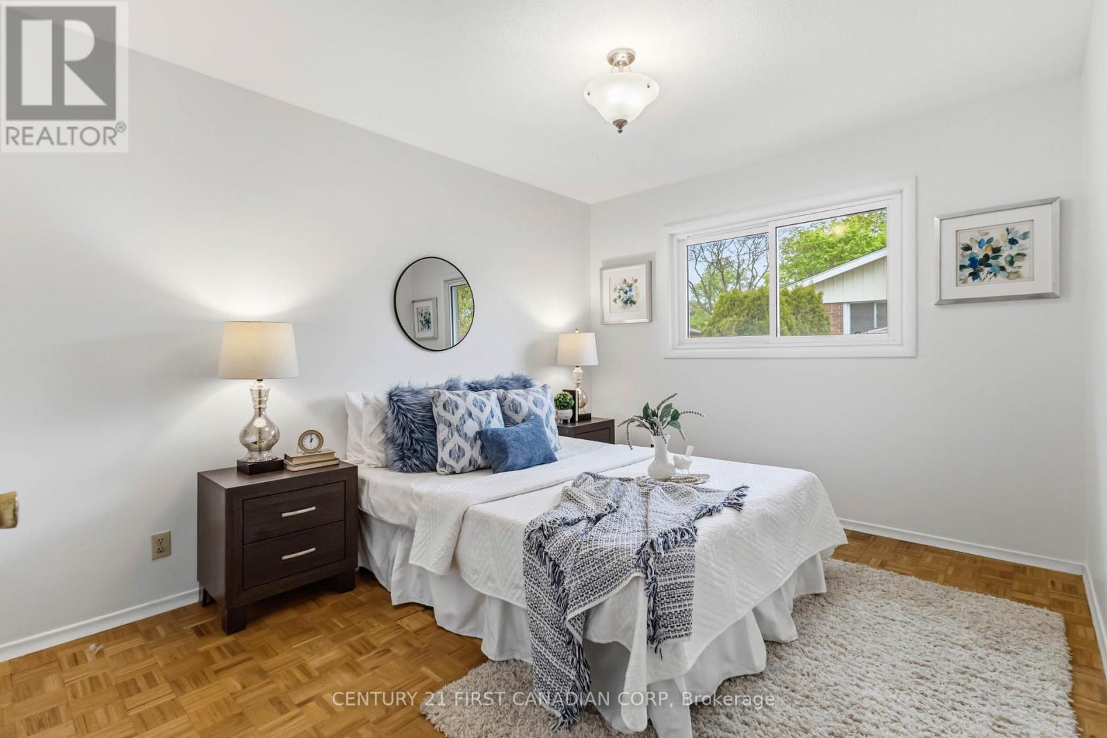 685 LADYBROOK CRESCENT - 9
