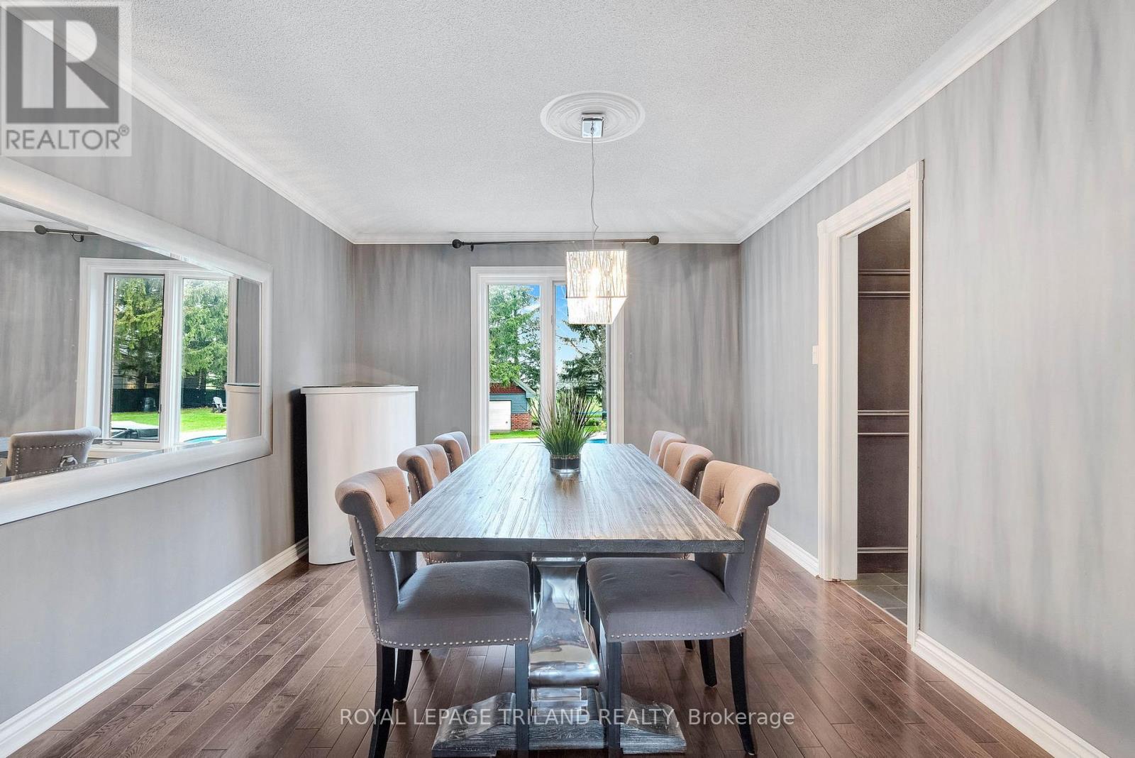 148 SALISBURY DRIVE - 12