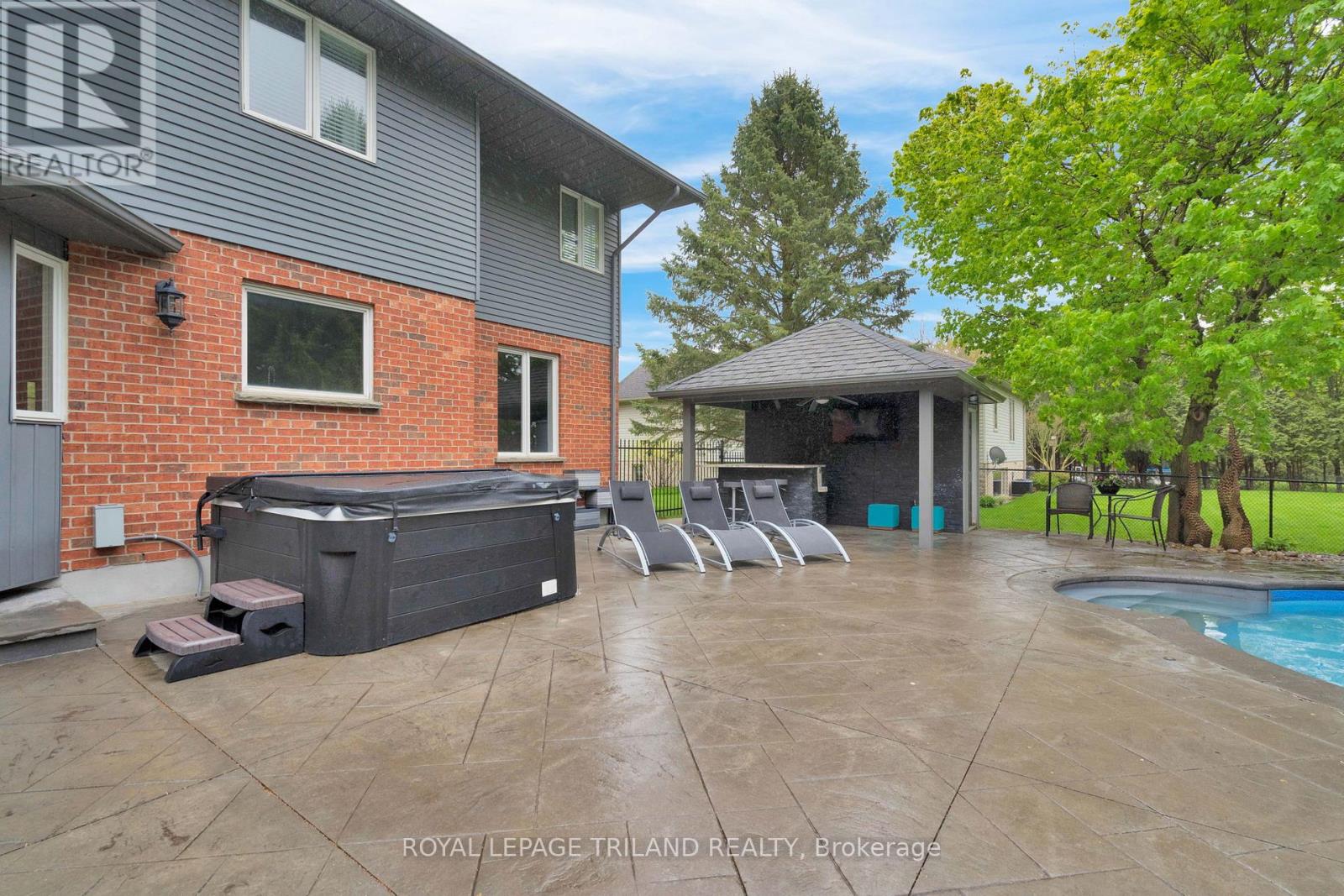 148 SALISBURY DRIVE - 45